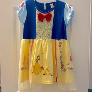 Adorable! Disney’s Snow White girls’ dress